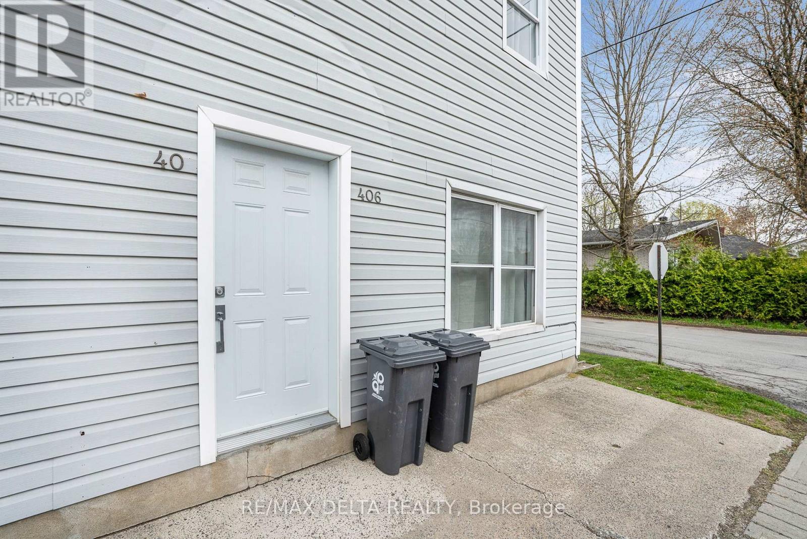 406 A-C , 596 A-C - 406-408 Telegraph Street, Alfred And Plantagenet, Ontario  K0B 1A0 - Photo 5 - X12150591