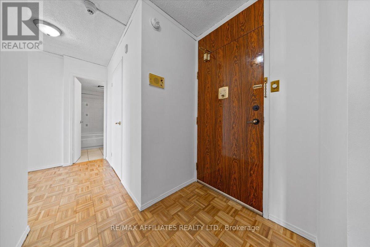 Property at 706 - 2000 JASMINE CRESCENT image 2