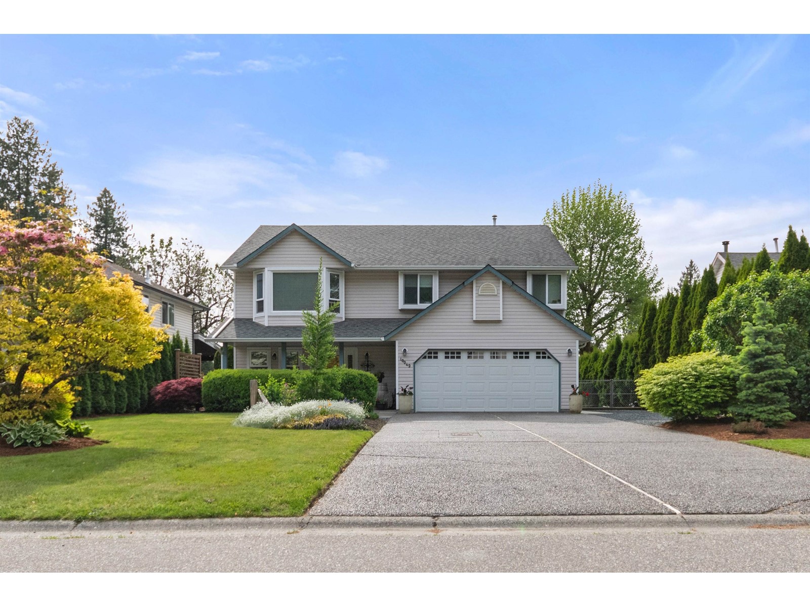 Property at 10049 LLANBERIS WAY image 1