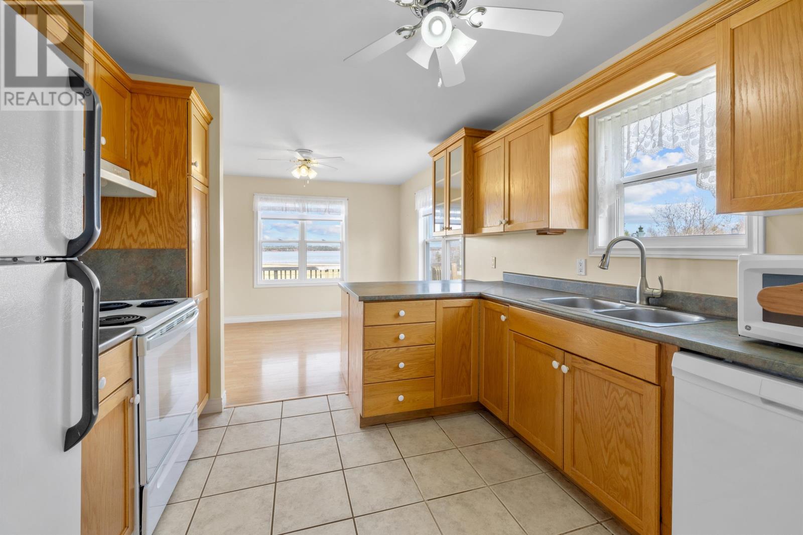 47 Ferry Wharf Road, Georgetown, Prince Edward Island  C0A 1L0 - Photo 39 - 202511122