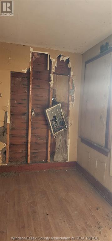 Property at 1817 MERSEA RD E image 5