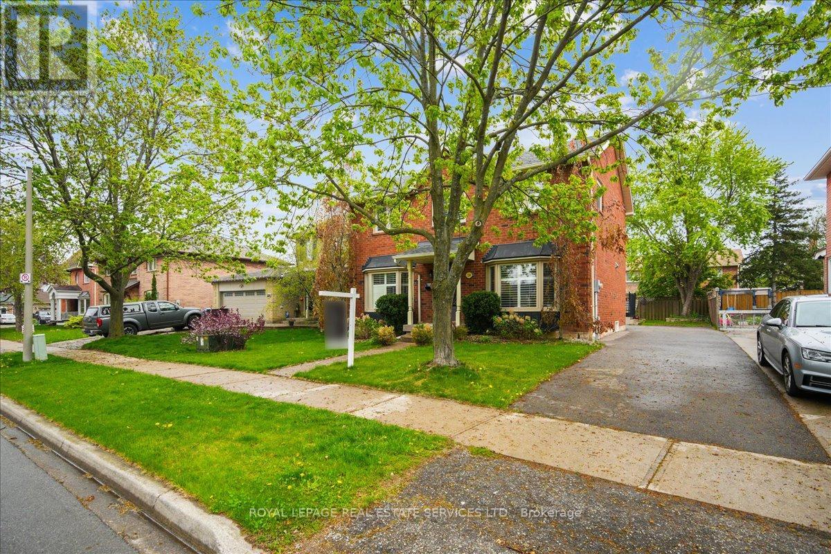 Property at 224 O'DONOGHUE AVENUE image 2
