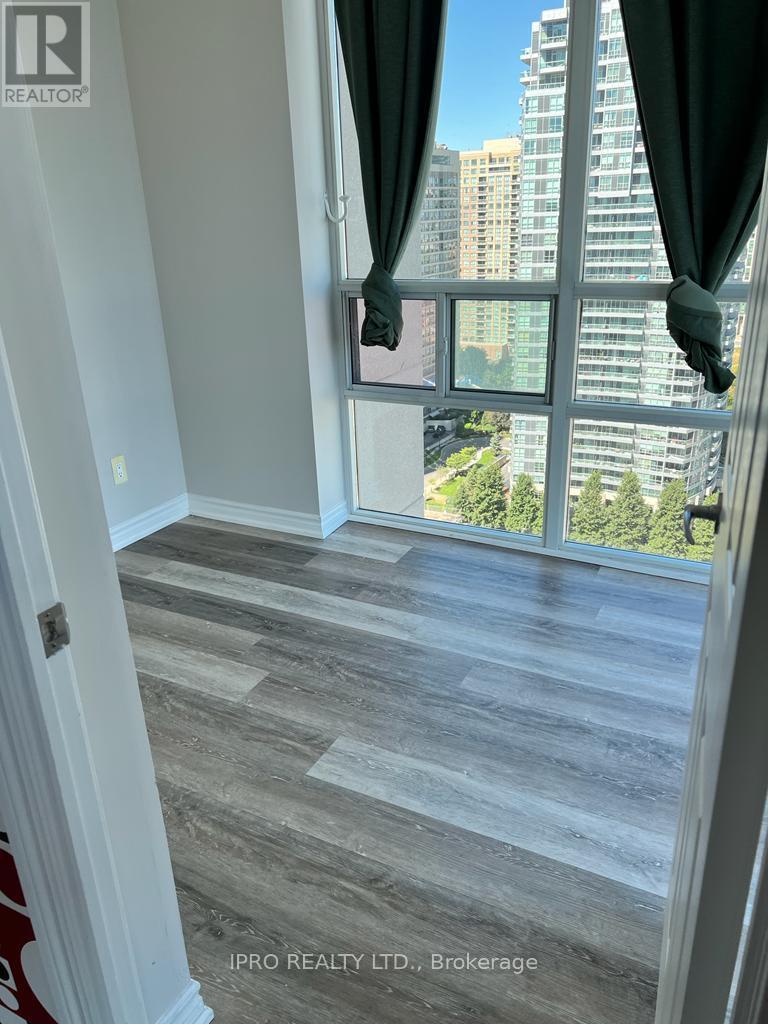 2310 - 3504 Hurontario Street, Mississauga, Ontario  L5B 0B9 - Photo 19 - W12140240