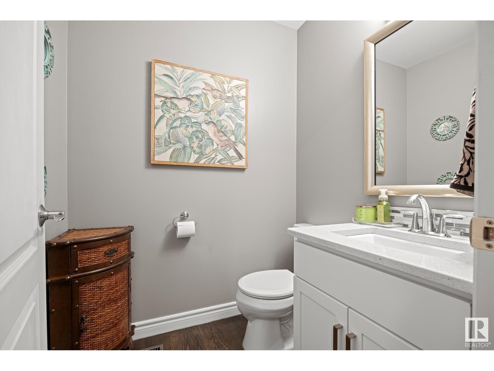 Property at 43 BERRYMORE DR image 2