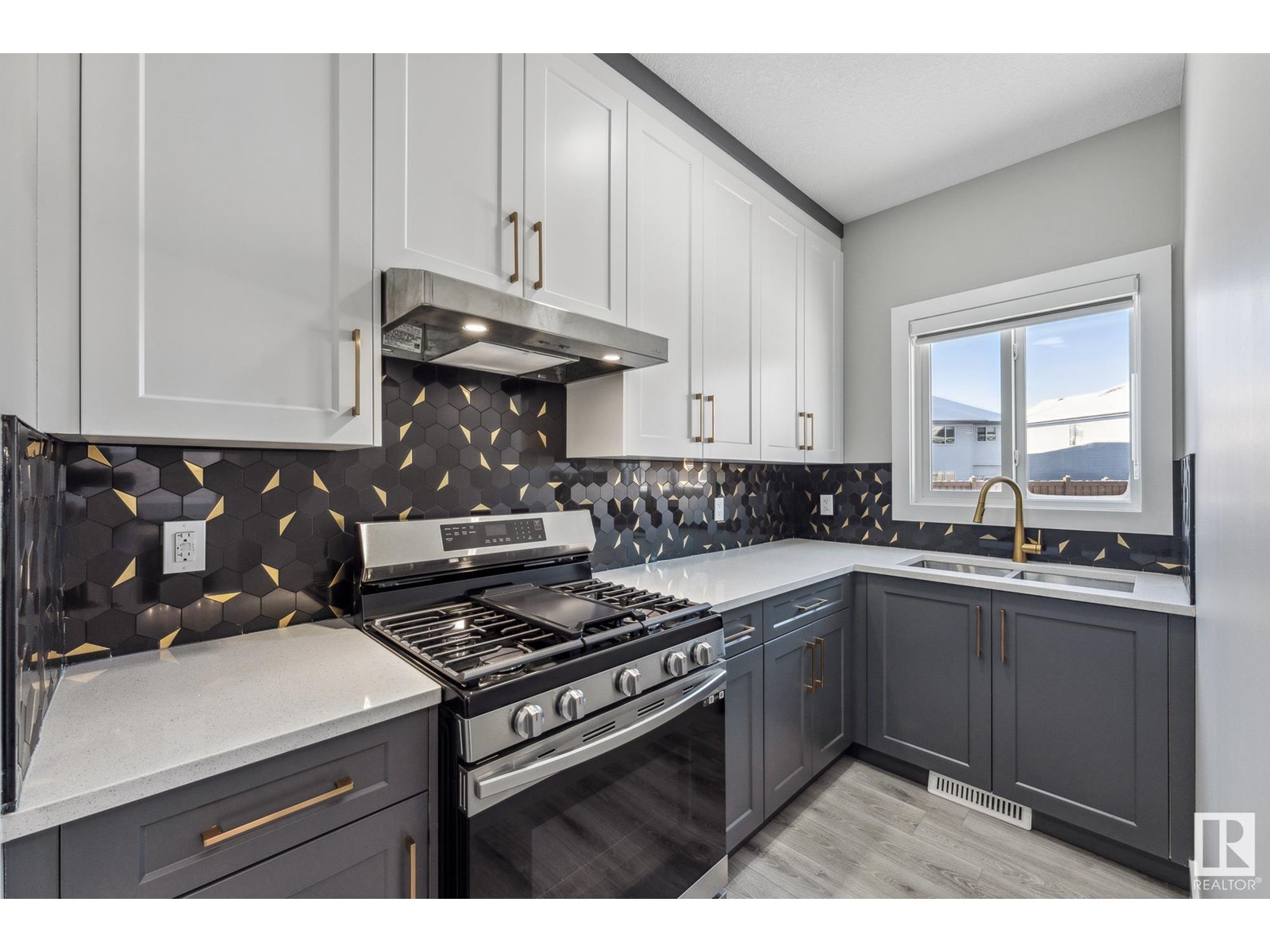 Property at 17822 60A ST NW image 2