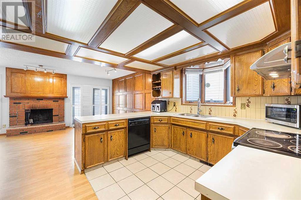 95 Millrise Drive Sw, Calgary, Alberta  T2Y 2E1 - Photo 7 - A2208624