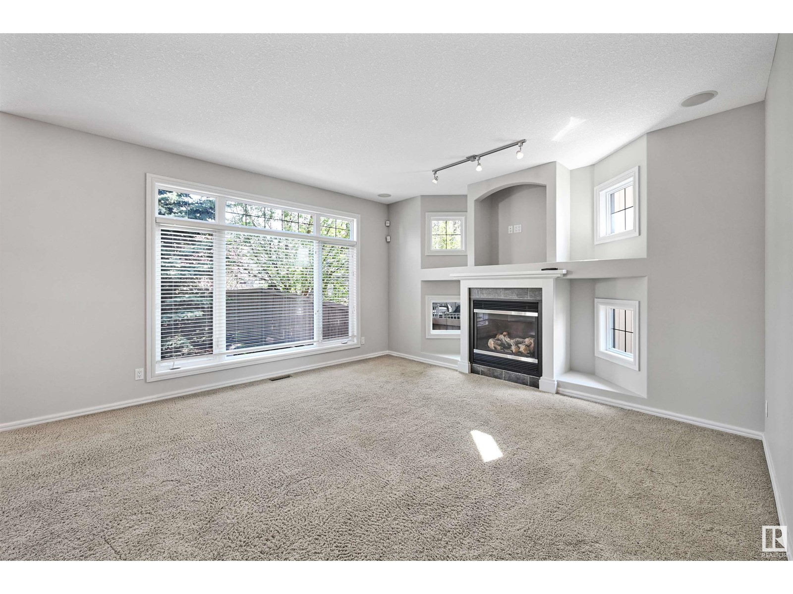 Property at 889 HOLLANDS LD NW image 5