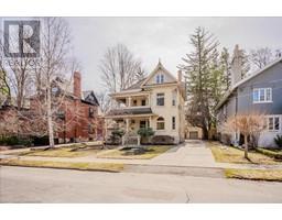 33 ROLAND Street, Kitchener, Ontario