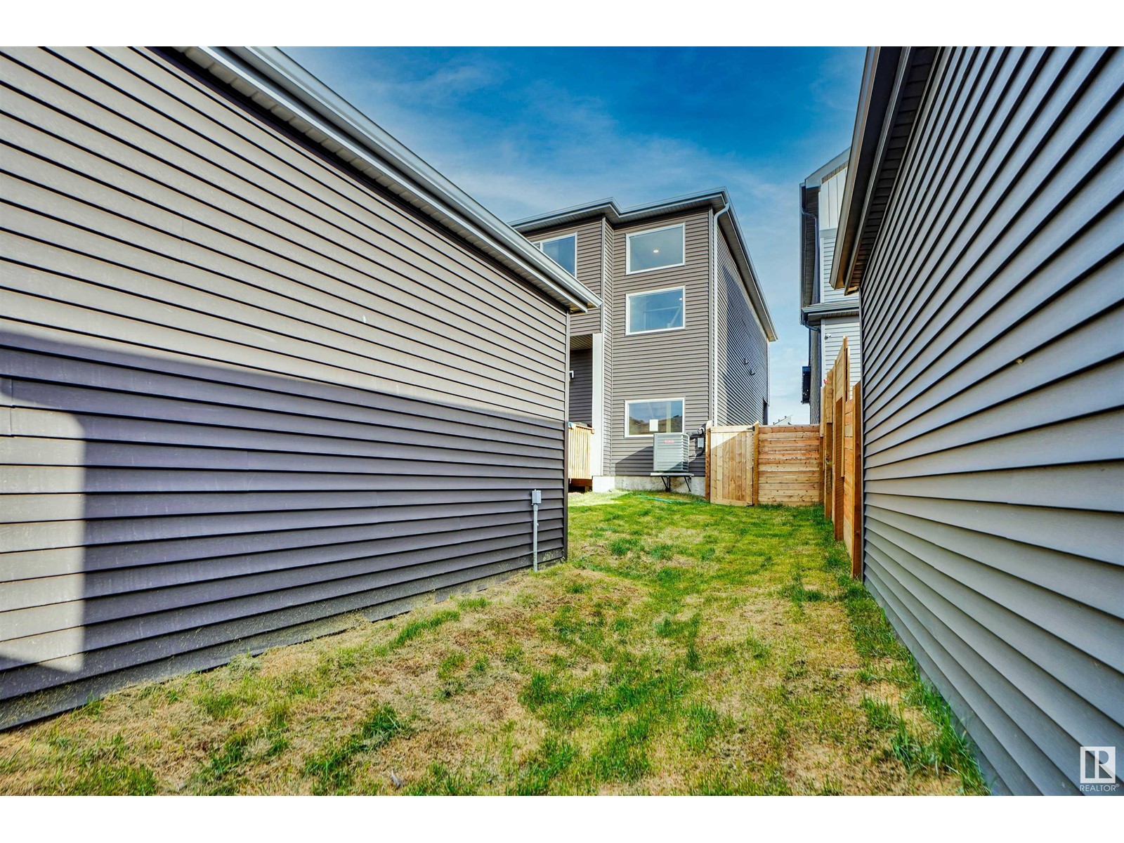 266 Charlesworth Dr Sw, Edmonton, Alberta  T6X 2P4 - Photo 48 - E4436579