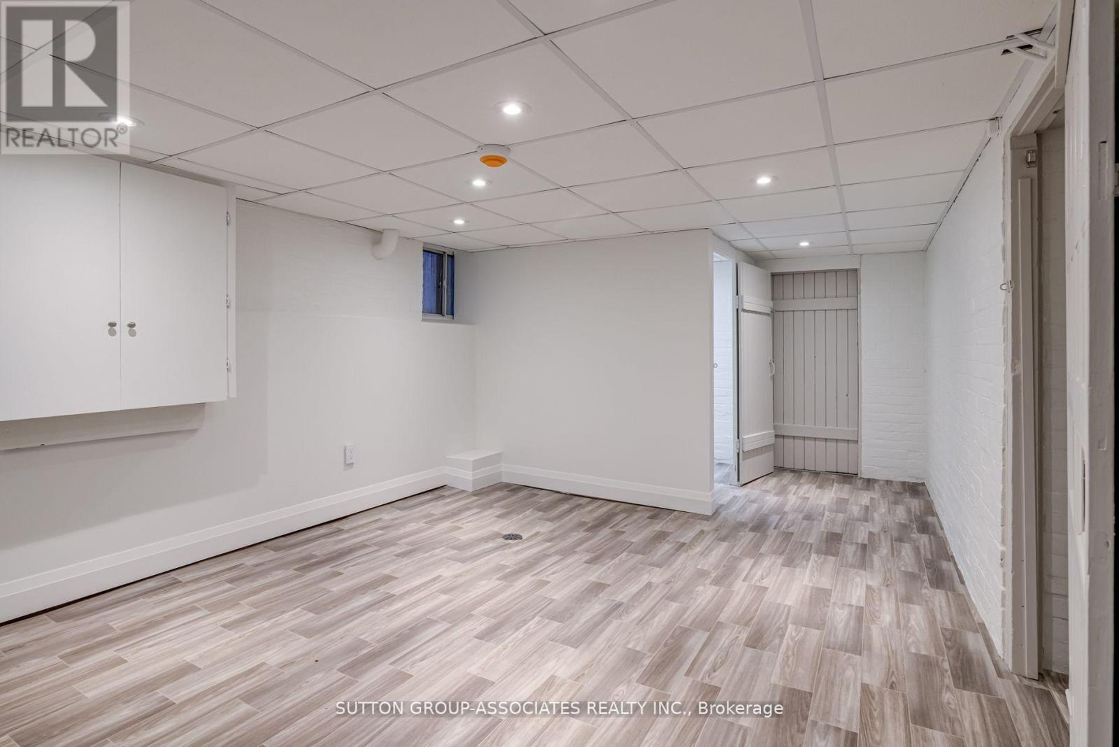 Lower-B - 546 Palmerston Boulevard, Toronto, Ontario  M6G 2P5 - Photo 2 - C12150628