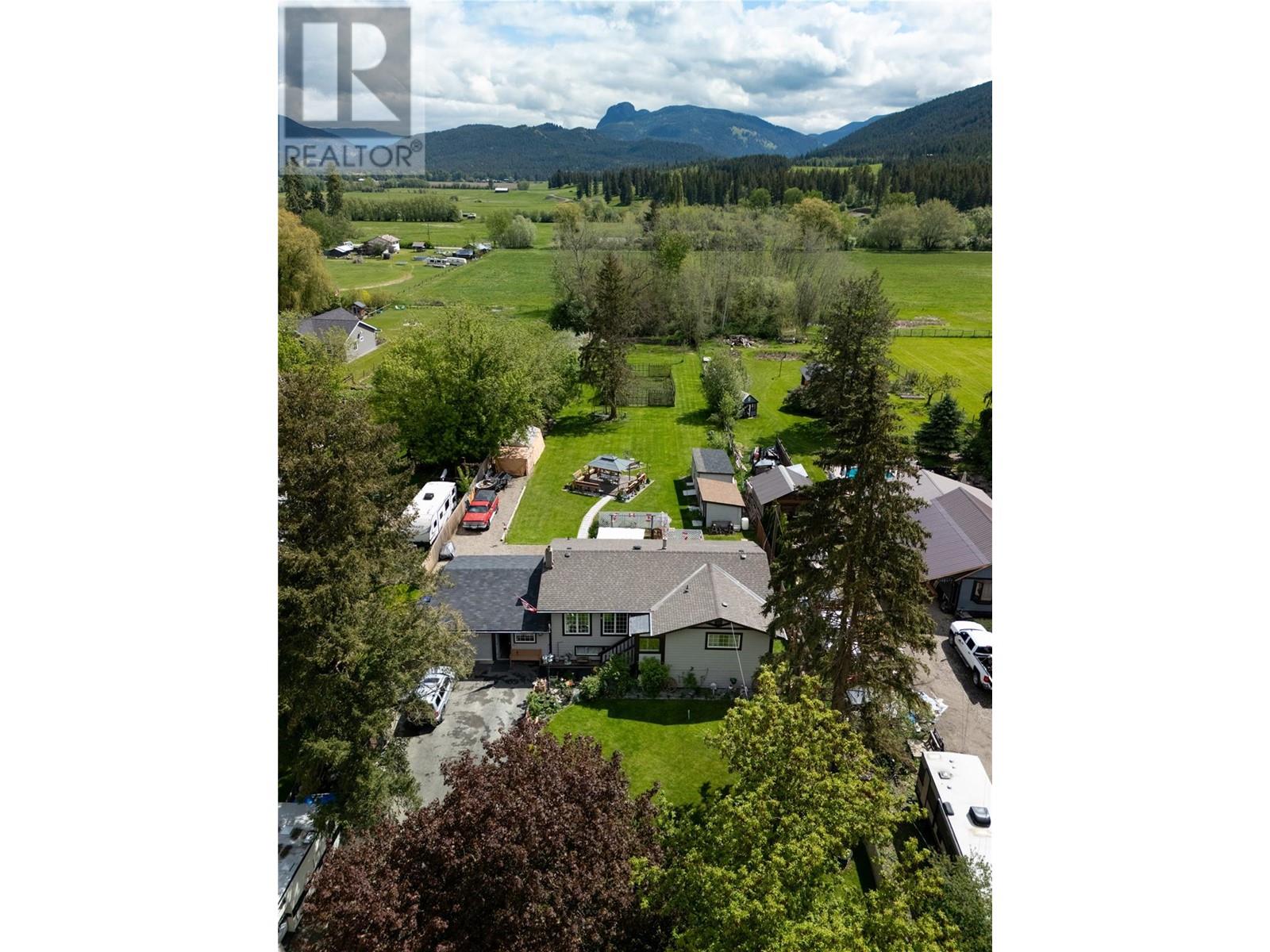 Property at 170 Whitevale Road image 1