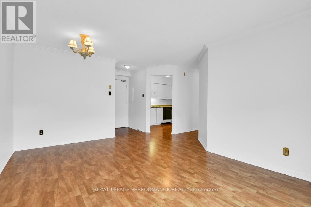 403 - 345 Centrum Boulevard W, Ottawa, Ontario  K1E 3W9 - Photo 12 - X12082622