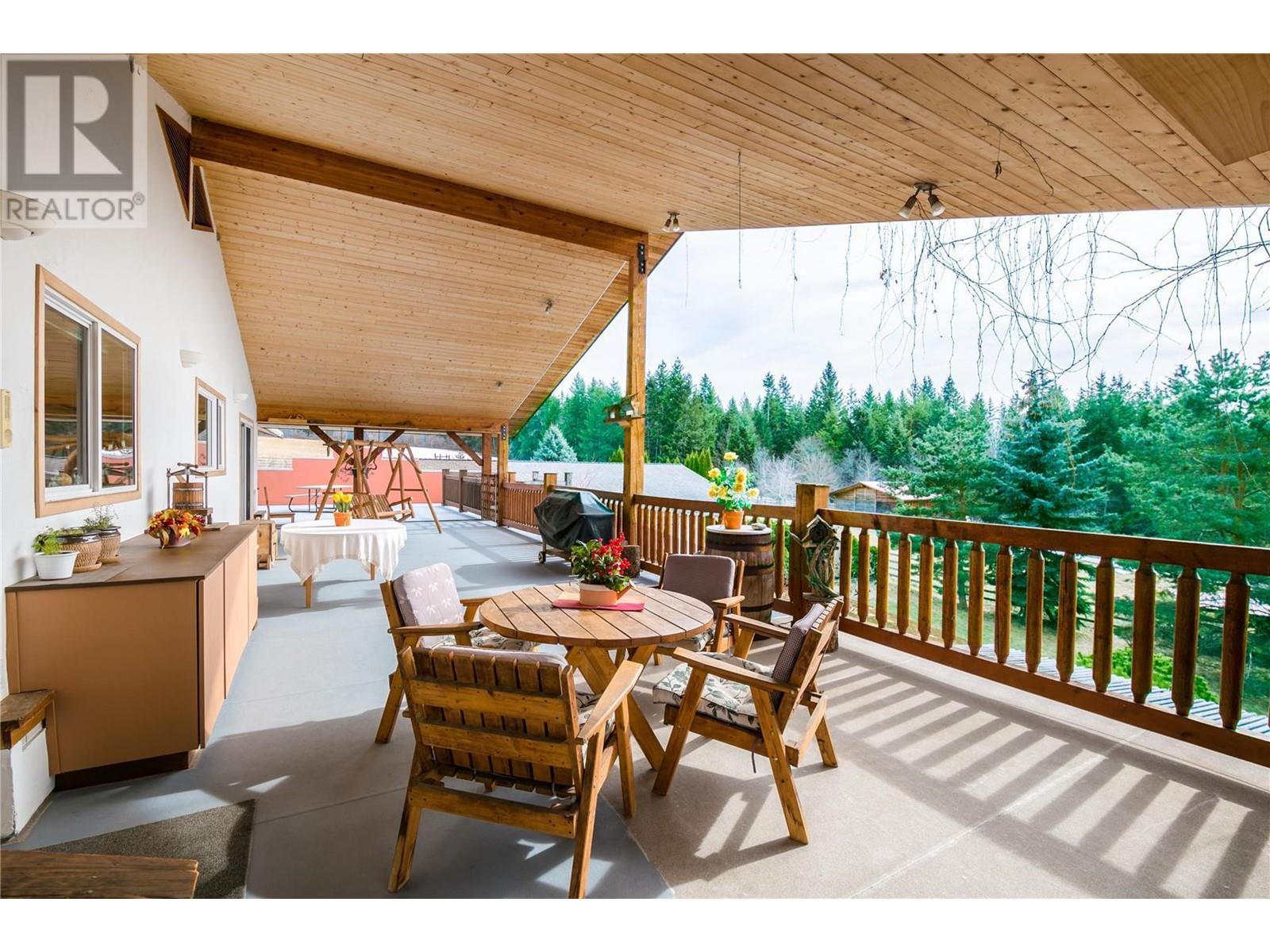 2190 30 Street Ne, Salmon Arm, British Columbia  V1E 3G9 - Photo 19 - 10346957