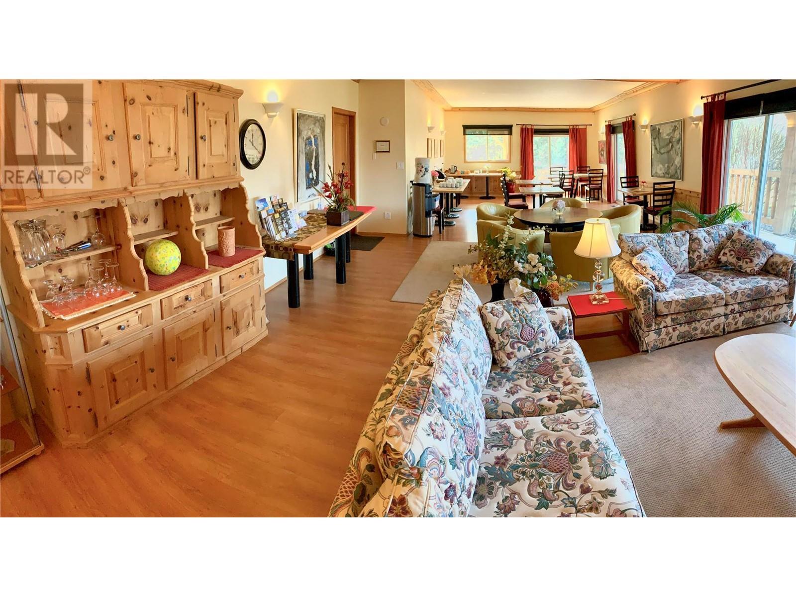 2190 30 Street Ne, Salmon Arm, British Columbia  V1E 3G9 - Photo 23 - 10346957