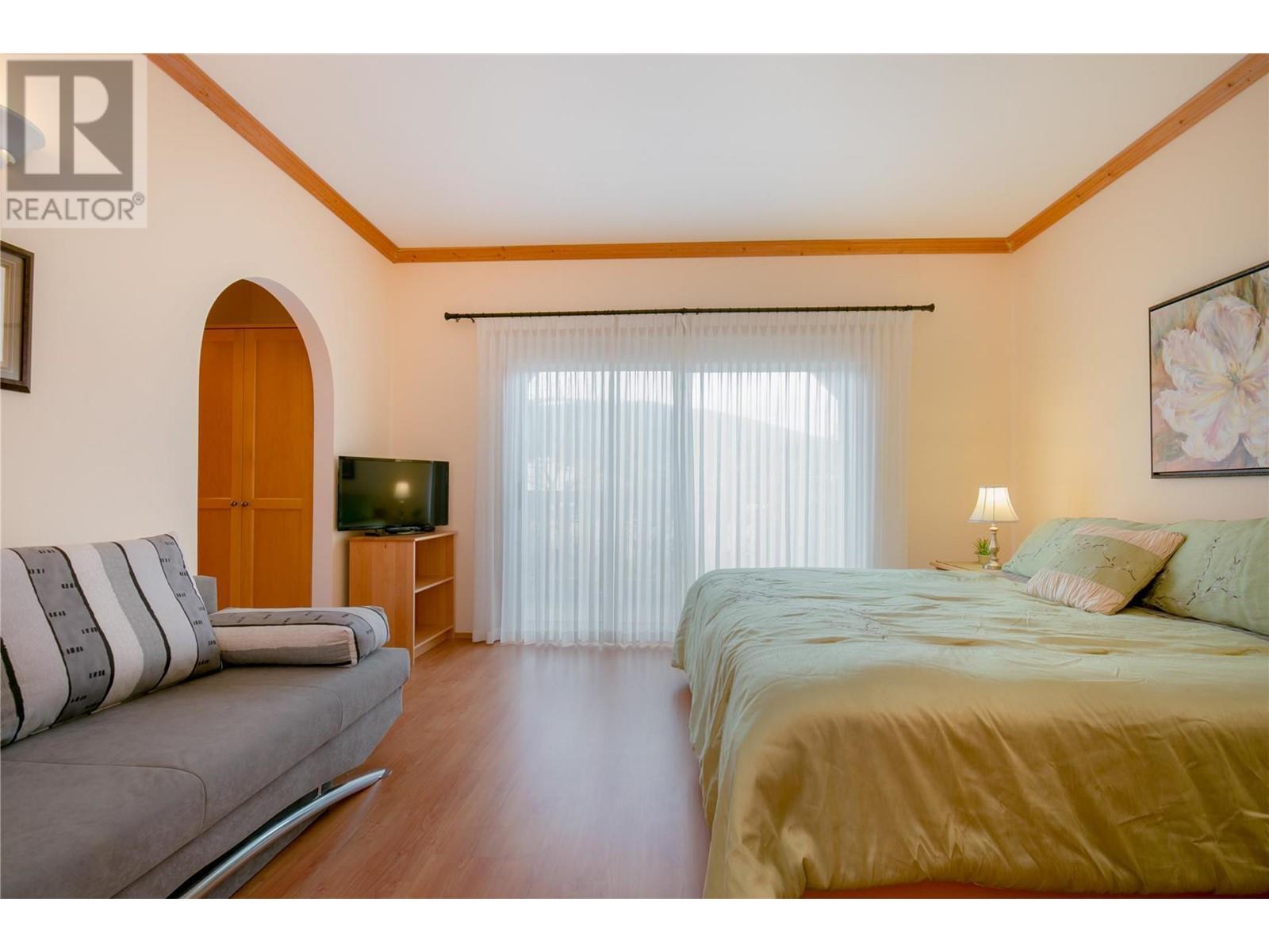2190 30 Street Ne, Salmon Arm, British Columbia  V1E 3G9 - Photo 33 - 10346957