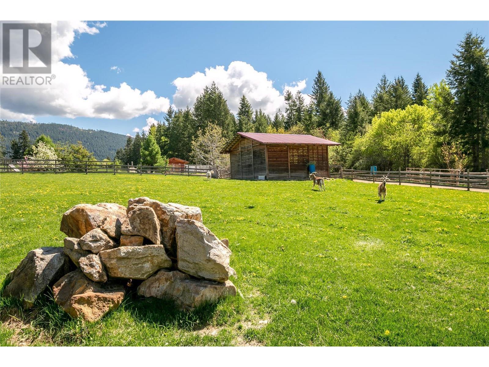 2190 30 Street Ne, Salmon Arm, British Columbia  V1E 3G9 - Photo 51 - 10346957