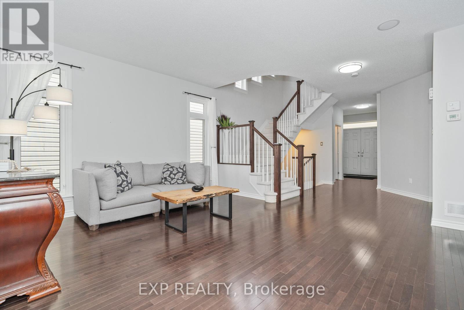 679 Rockrose Way, Ottawa, Ontario  K1T 0L7 - Photo 19 - X12149666