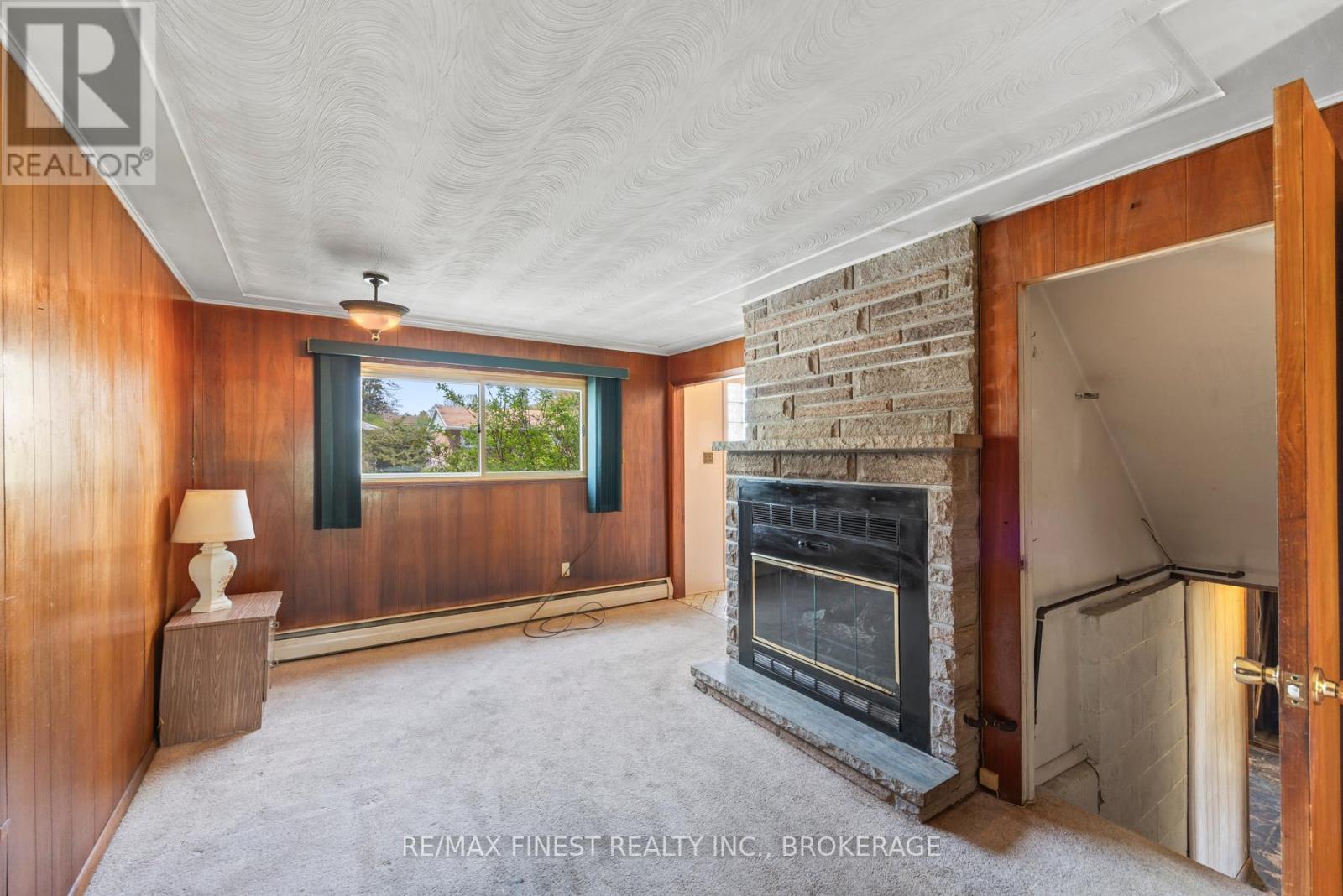 1222 Johnson Street, Kingston, Ontario  K7M 2P2 - Photo 8 - X12150700