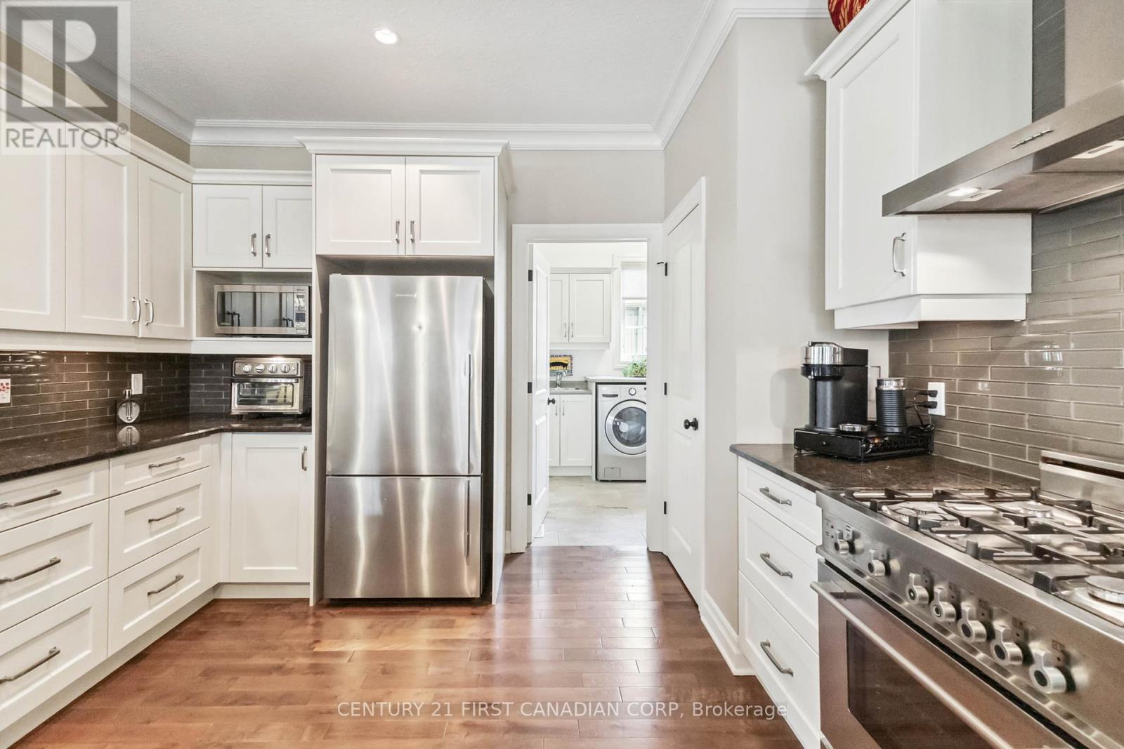 217 Delacourt Road, London North, Ontario  N6G 0H3 - Photo 17 - X12150879