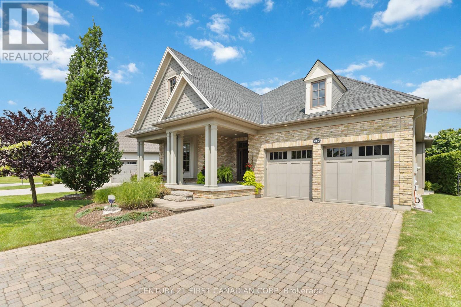 217 Delacourt Road, London North, Ontario  N6G 0H3 - Photo 2 - X12150879