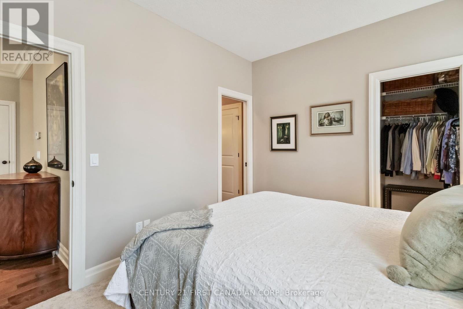 217 Delacourt Road, London North, Ontario  N6G 0H3 - Photo 33 - X12150879