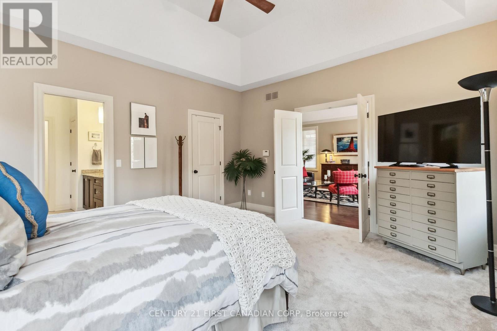 217 Delacourt Road, London North, Ontario  N6G 0H3 - Photo 36 - X12150879