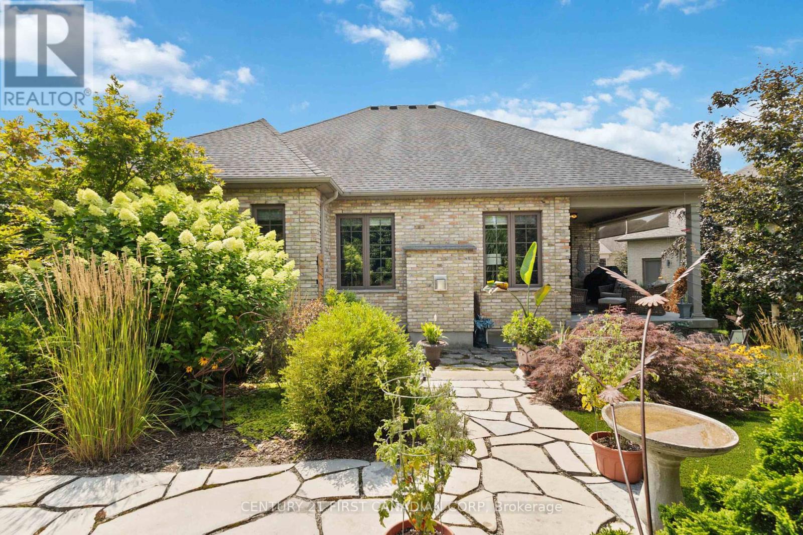 217 Delacourt Road, London North, Ontario  N6G 0H3 - Photo 49 - X12150879