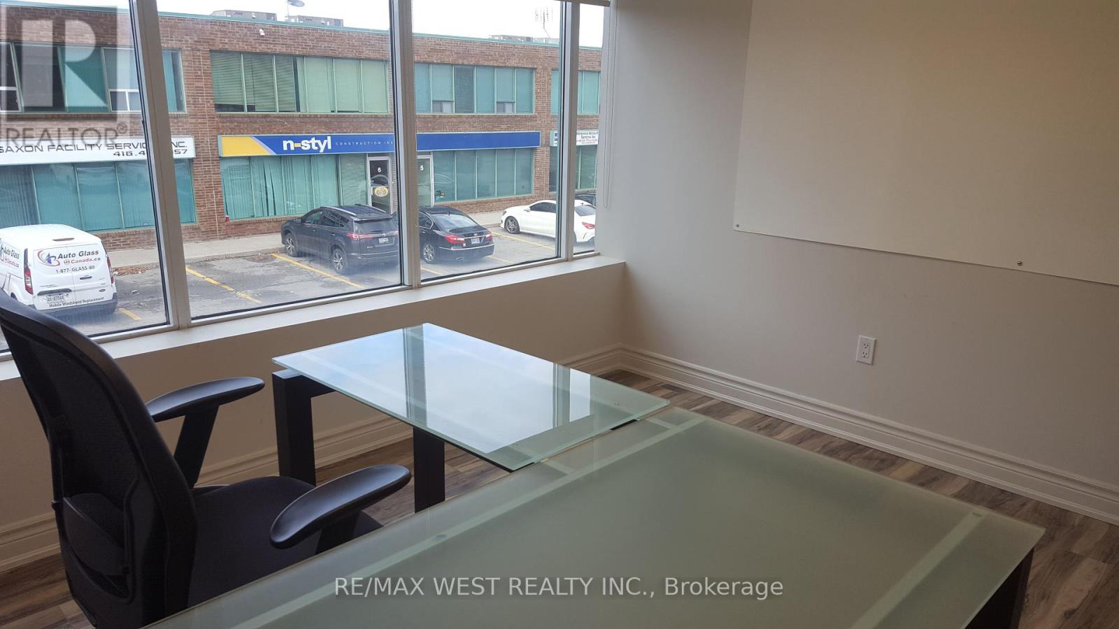 17 - 115 Woodstream Boulevard, Vaughan, Ontario  L4L 8K5 - Photo 5 - N12150605