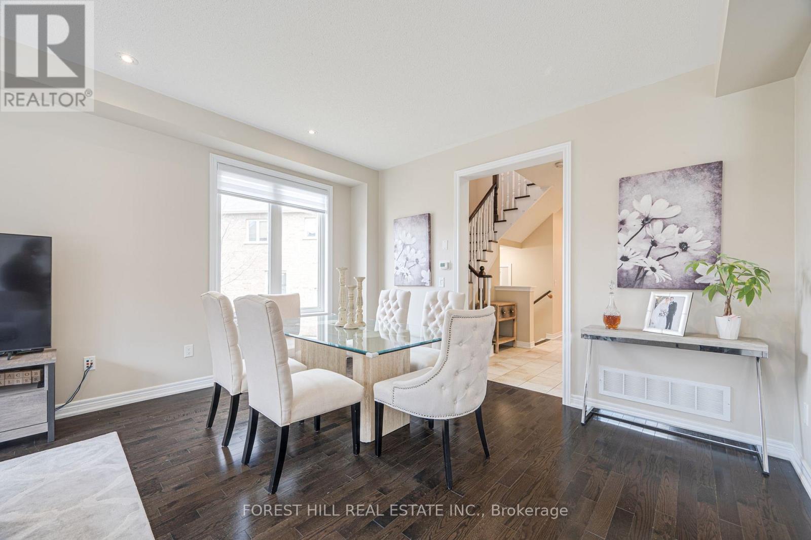 179 Art West Avenue, Newmarket, Ontario  L3X 0C2 - Photo 4 - N12150610