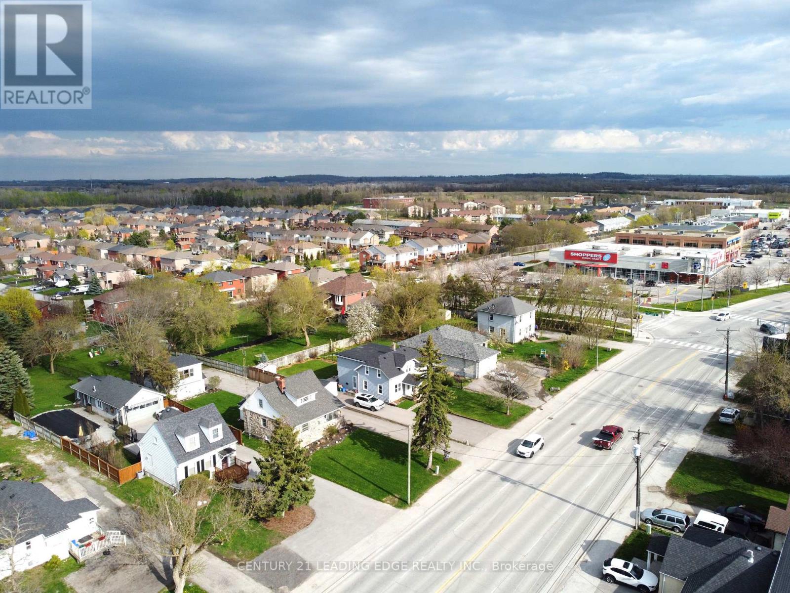 393 The Queensway S, Georgina, Ontario  L4P 2C6 - Photo 40 - N12150673