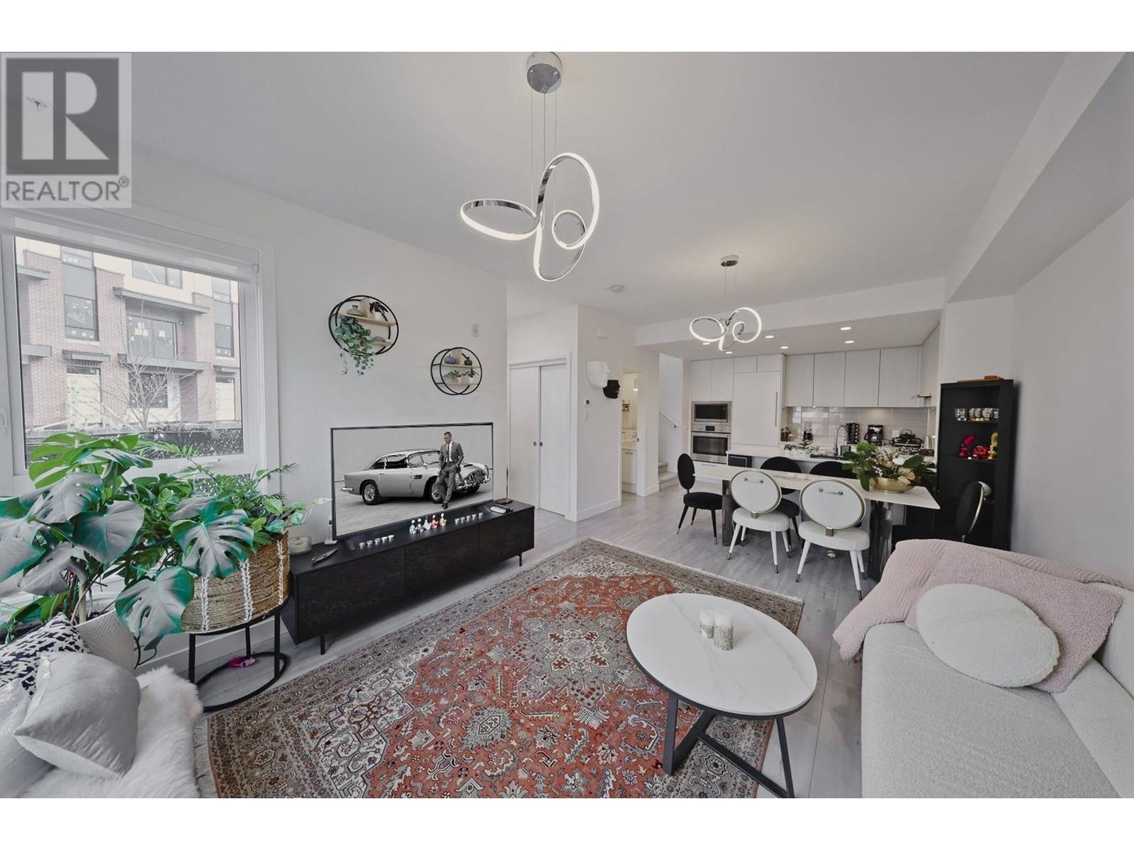 Property at 120 2035 GLENAIRE DRIVE image 2