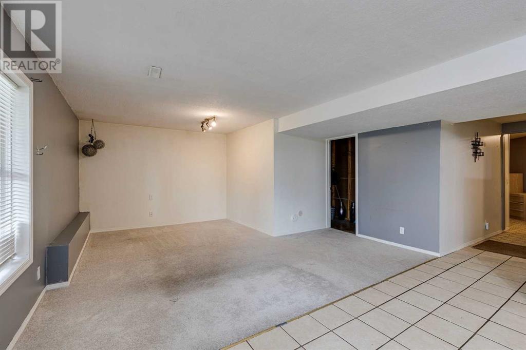 335 Hidden Creek Boulevard Nw, Calgary, Alberta  T3a 6l1 - Photo 30 - A2216891
