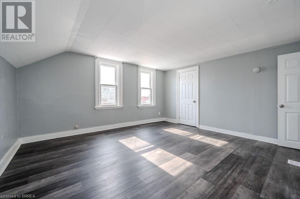 39 Park Avenue, Brantford, Ontario  N3S 5H2 - Photo 8 - 40722061