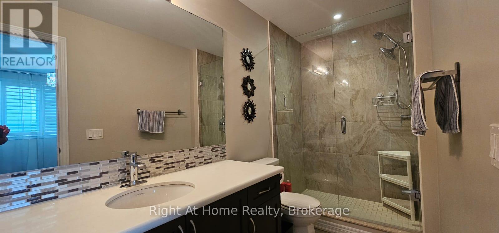 2326 Natasha Circle, Oakville, Ontario  L6M 1N9 - Photo 15 - W12150834