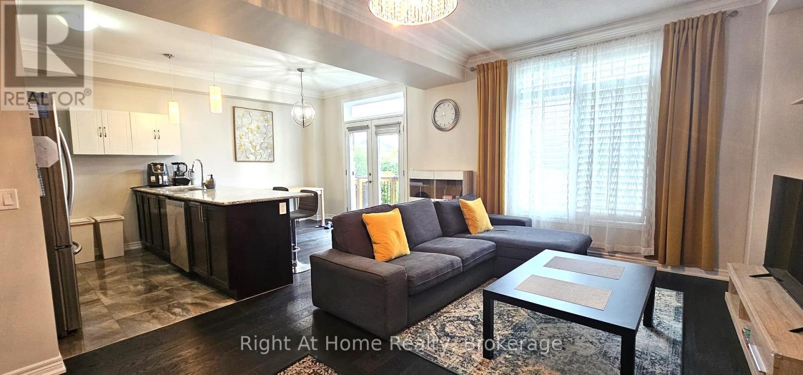 2326 Natasha Circle, Oakville, Ontario  L6M 1N9 - Photo 4 - W12150834