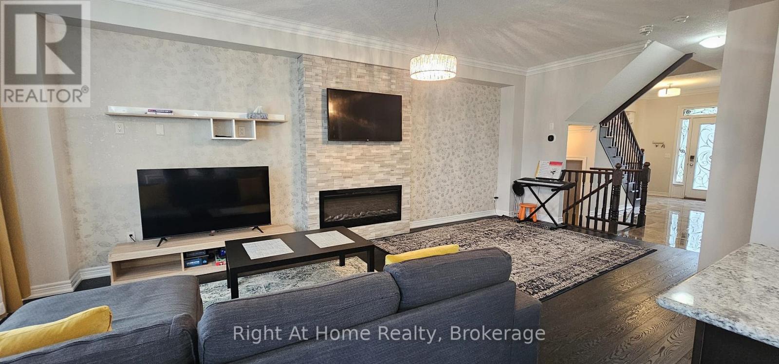 2326 Natasha Circle, Oakville, Ontario  L6M 1N9 - Photo 5 - W12150834