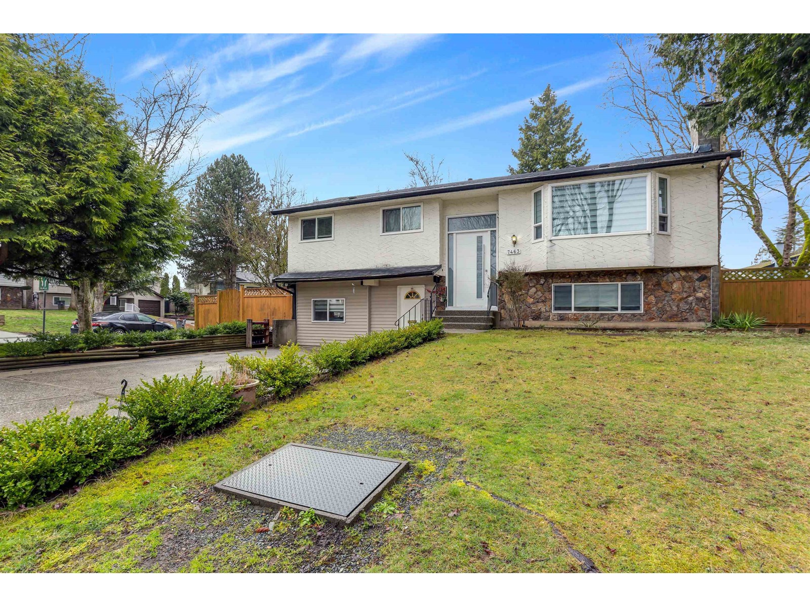 7463 Todd Crescent, Surrey, British Columbia  V3W 7N5 - Photo 2 - R3003090