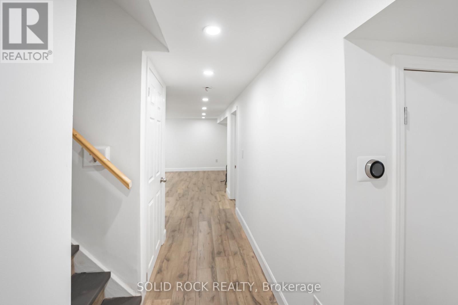 60 Lincoln Road, Hamilton, Ontario  L8E 1Z3 - Photo 16 - X12148731
