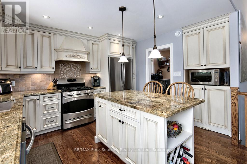 71 Broadview Street, Collingwood, Ontario  L9Y 3Z1 - Photo 16 - S12150770