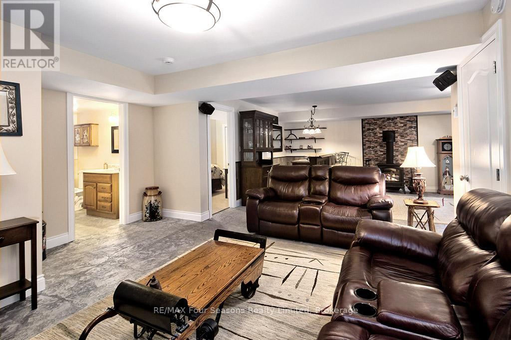 71 Broadview Street, Collingwood, Ontario  L9Y 3Z1 - Photo 28 - S12150770