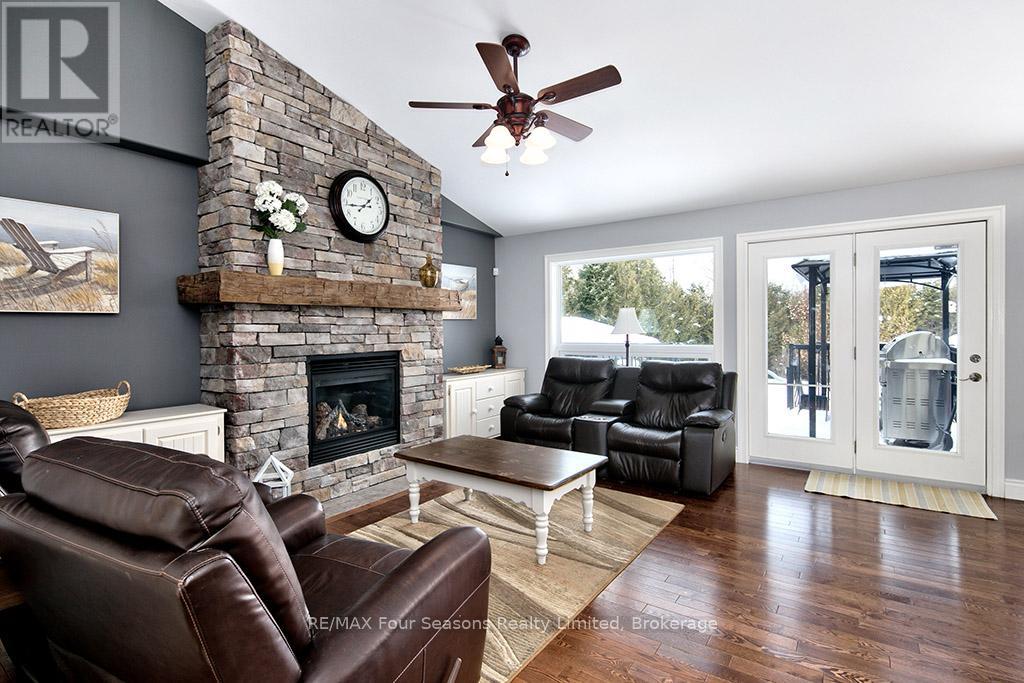 71 Broadview Street, Collingwood, Ontario  L9Y 3Z1 - Photo 5 - S12150770