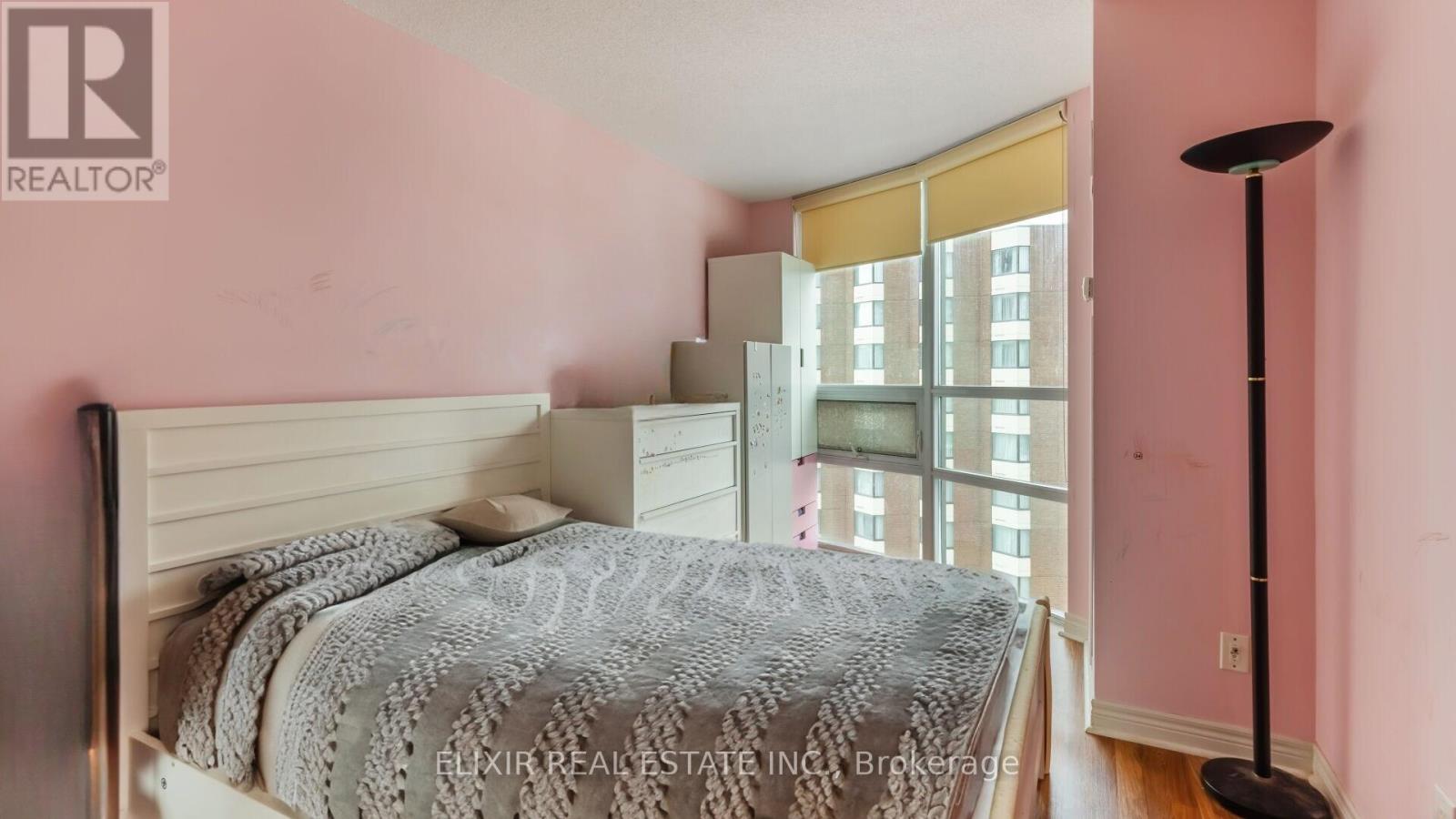 1109 - 208 Enfield Place, Mississauga, Ontario  L5B 0G8 - Photo 10 - W12150604