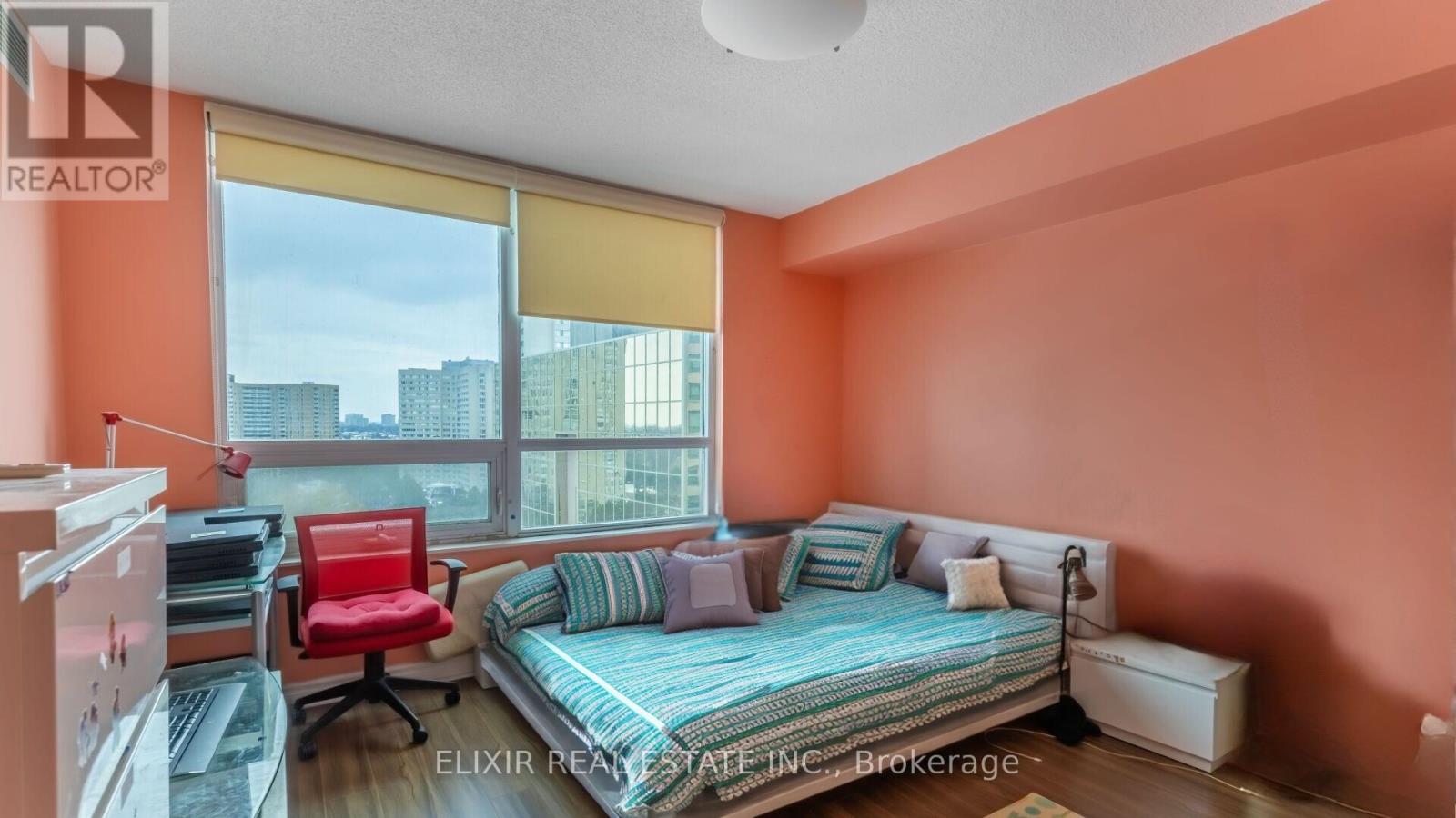1109 - 208 Enfield Place, Mississauga, Ontario  L5B 0G8 - Photo 7 - W12150604