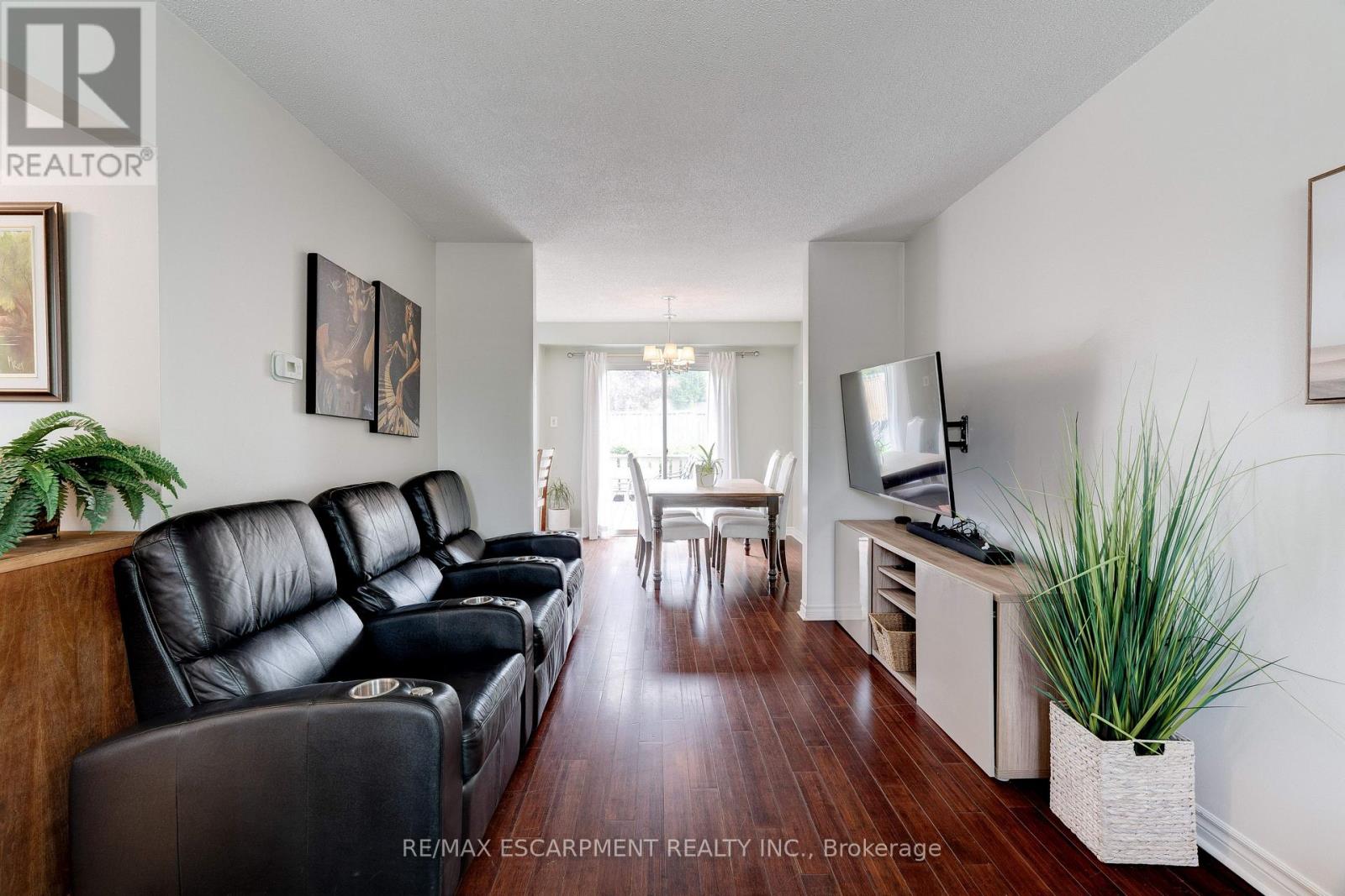 Property at 2408 PAULA COURT image 5