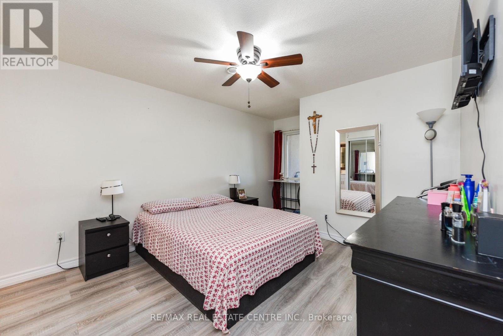 520 - 7405 Goreway Drive, Mississauga, Ontario  L4T 0A2 - Photo 11 - W12150662