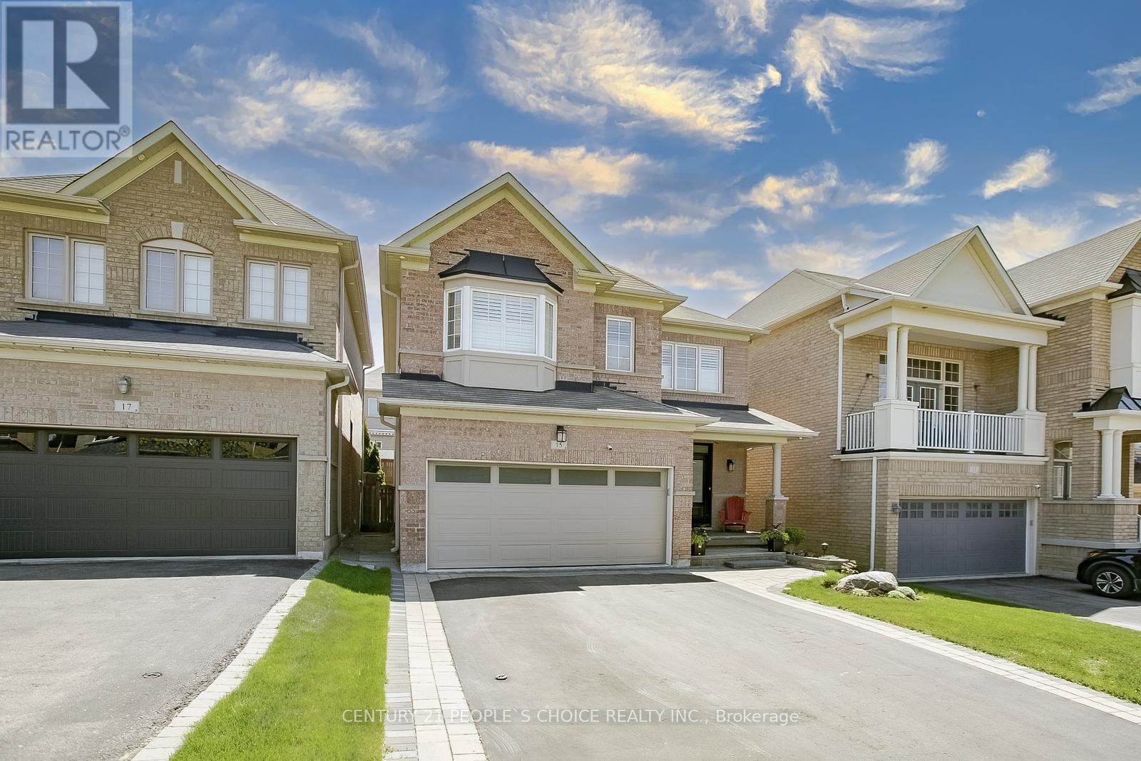 15 Fallharvest Avenue, Brampton, Ontario  L6Y 0P2 - Photo 3 - W12150669