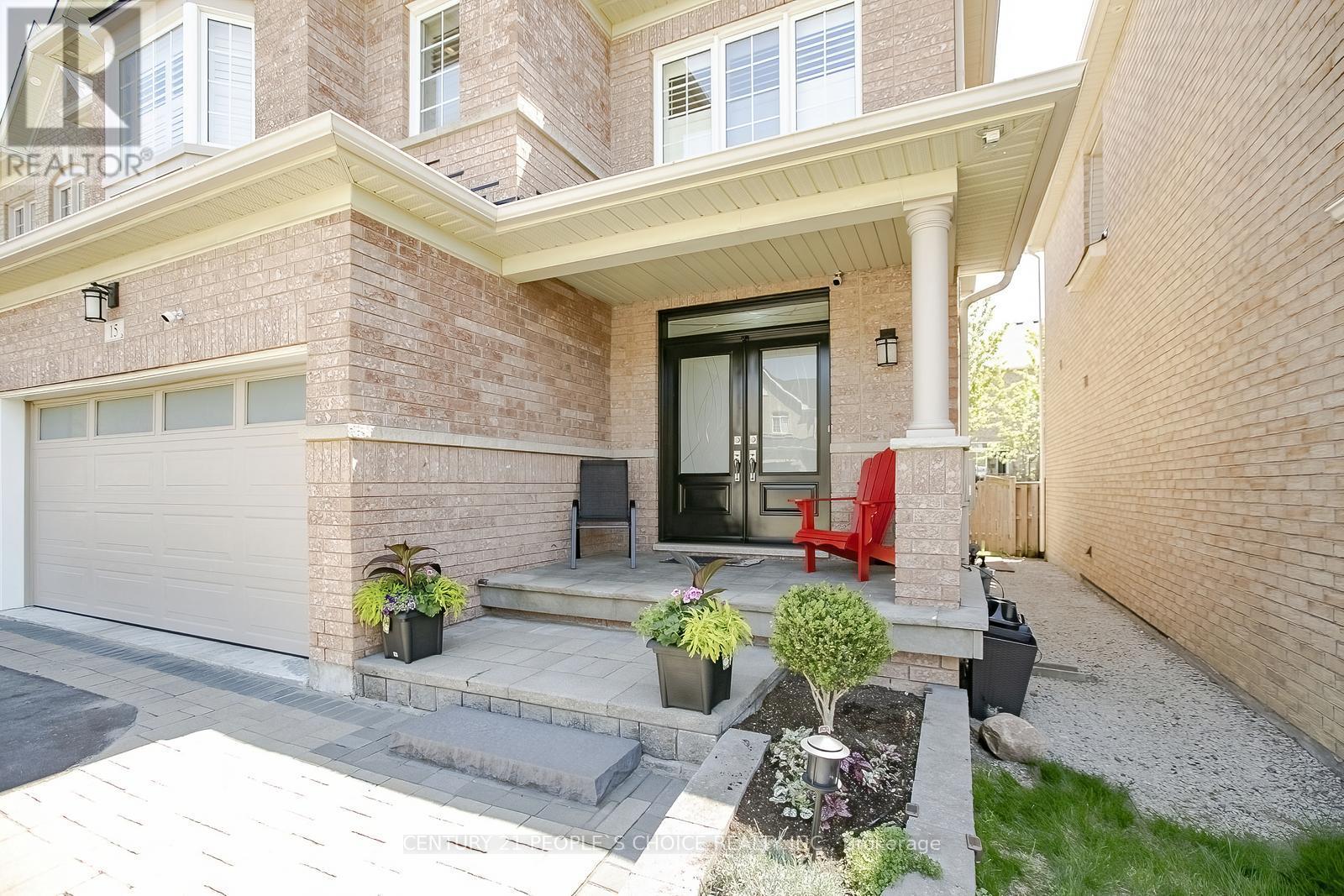 15 Fallharvest Avenue, Brampton, Ontario  L6Y 0P2 - Photo 6 - W12150669