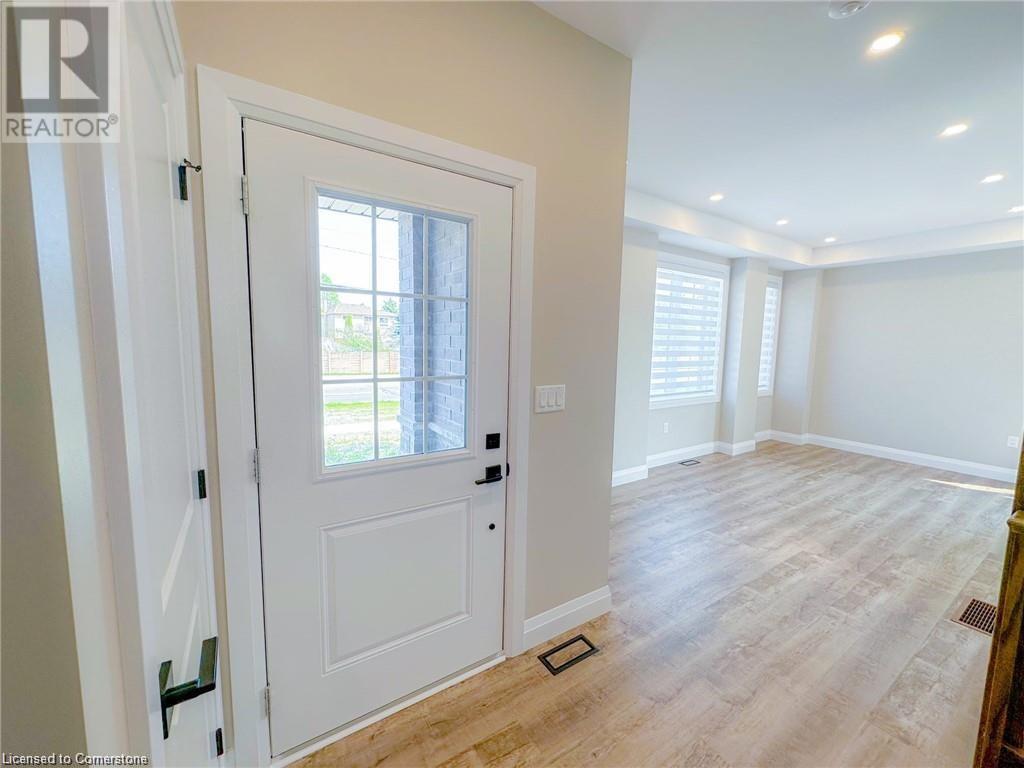 1434 Franklin Boulevard, Cambridge, Ontario  N3C 3L5 - Photo 3 - 40728615