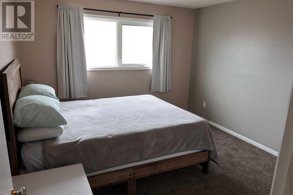 244 1st Street, Shaughnessy, Alberta  T0K 2A0 - Photo 9 - A2214725