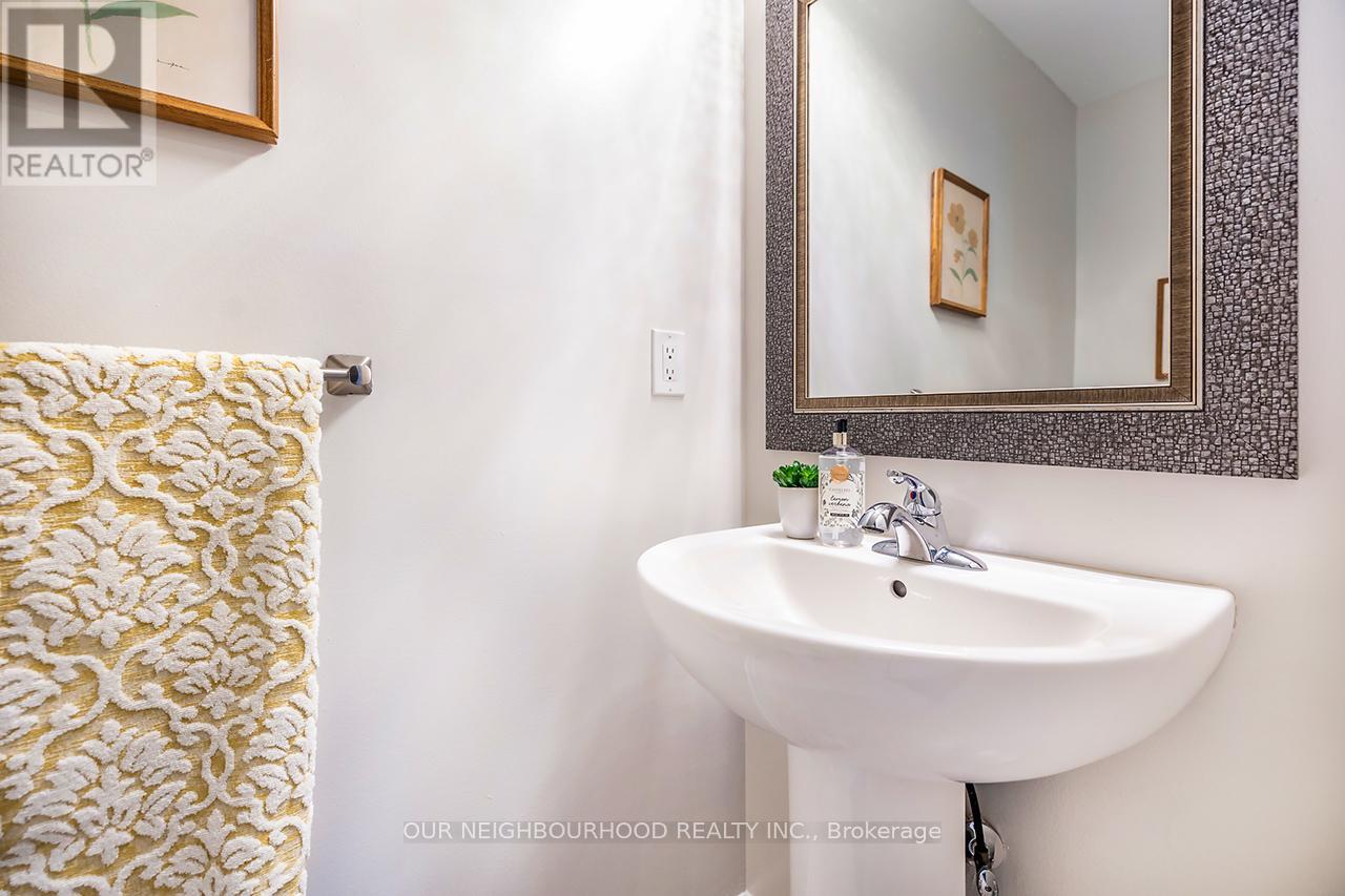1817 Rex Heath Drive, Pickering, Ontario  L1X 0E4 - Photo 6 - E12150742